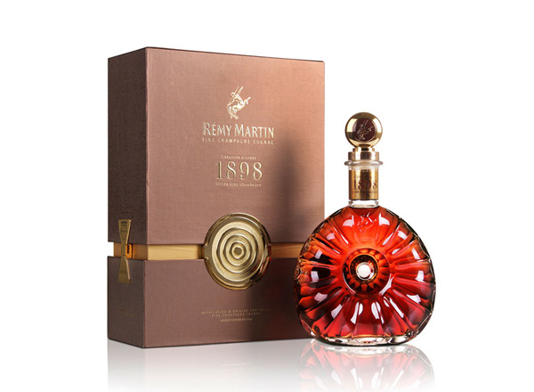 成都回收人头马1898（RémyMartin Vintage）优质香槟区干邑白兰地洋酒