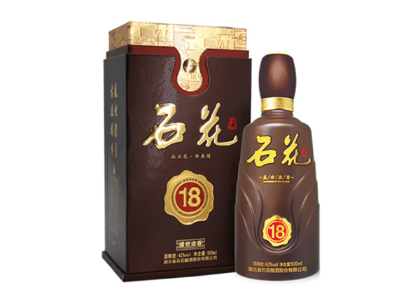 成都石花盛世浓香18年回收石花十八年份酒
